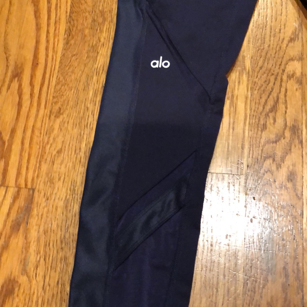 Alo yoga leggings - Picture 7 of 9